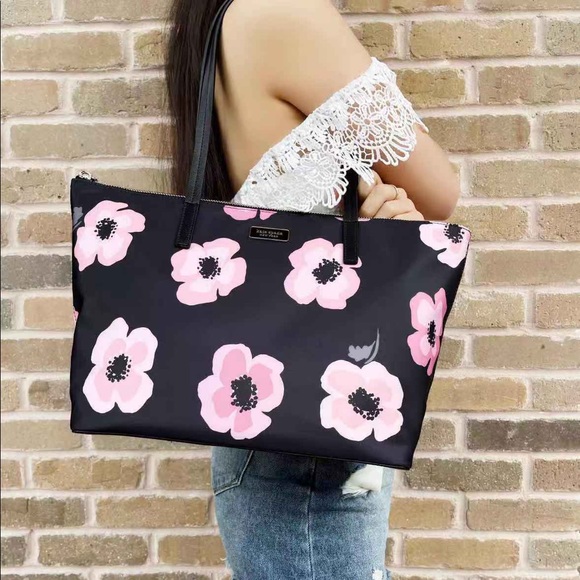 ๐NWT Kate Spade Hayden โ ๏ธ Floral Tote - Picture 4 of 5